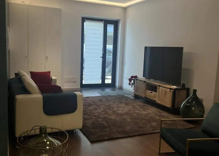 Domus Europa بيت ضيافة